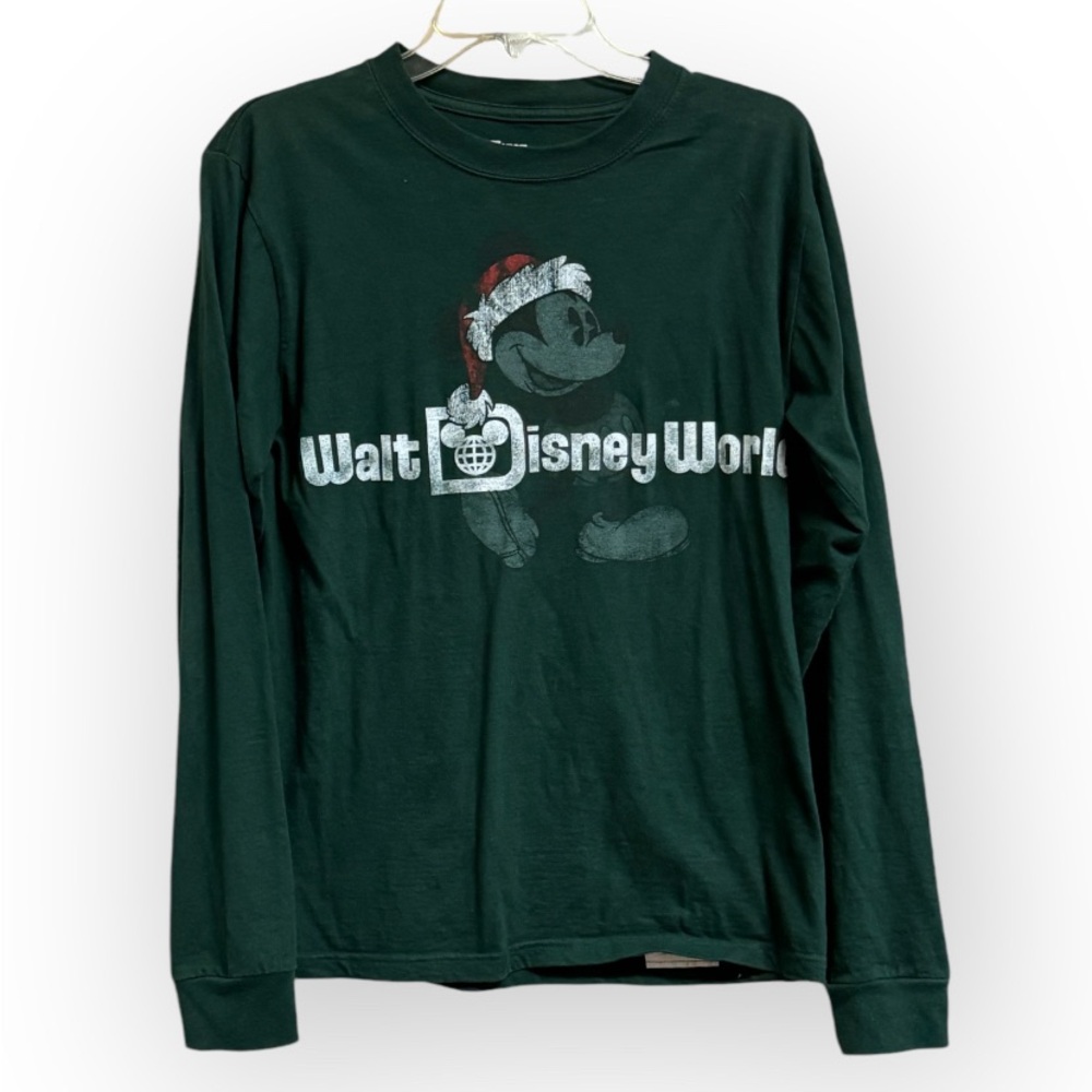 Vintage Disney Mickey Mouse Christmas Ling Sleeve T-shirt SZ S fits like a m